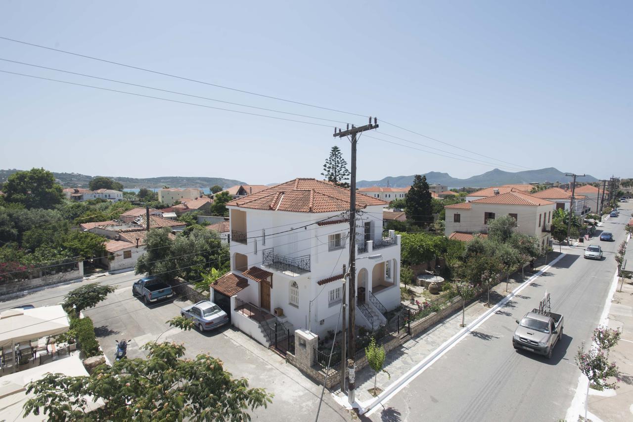 Hotel Finikas Methoni (Messenia) Exterior photo